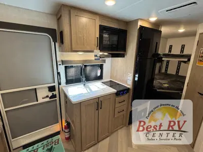 2026 Ember RV E-Series photo 21