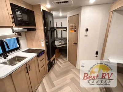 2026 Ember RV E-Series photo 17