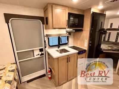 2026 Ember RV E-Series photo 19