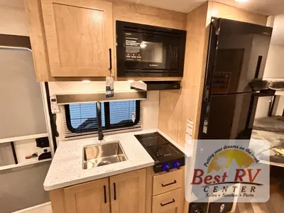 2026 Ember RV E-Series photo 23