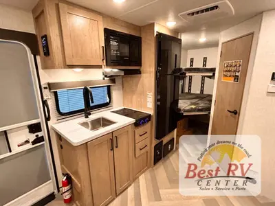 2026 Ember RV E-Series photo 18