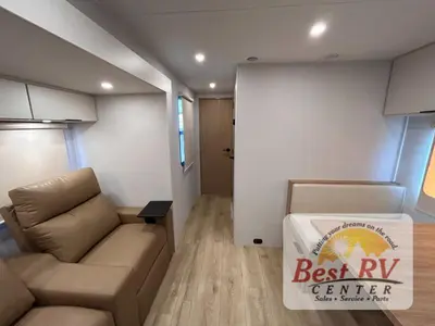 2026 Winnebago Thrive photo 24