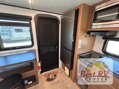 2026 Keystone RV Reign photo 38