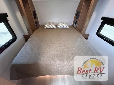 2026 Keystone RV Reign photo 44