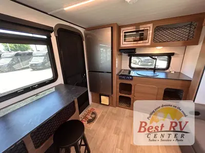 2026 Keystone RV Reign photo 28