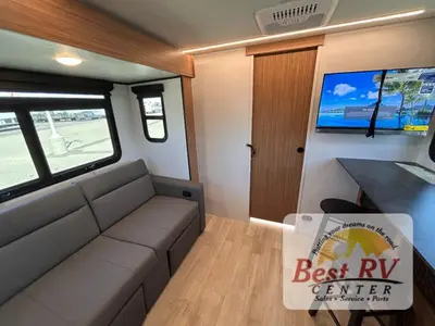 2026 Keystone RV Reign photo 16