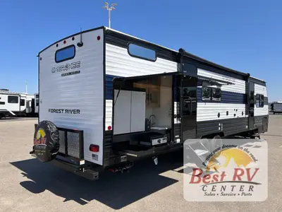 2026 Forest River RV Cherokee Grey Wolf photo 4