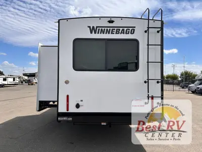 2026 Winnebago Thrive photo 4
