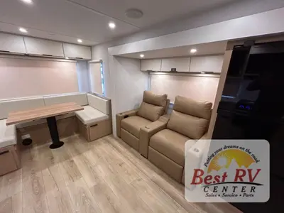 2026 Winnebago Thrive photo 39