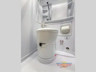 2026 Thor Motor Coach Sanctuary photo 19