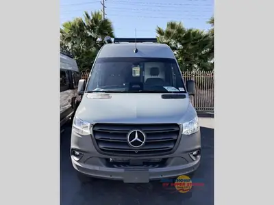 2026 Thor Motor Coach Sanctuary photo 2