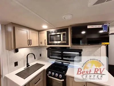 2026 Forest River RV Rockwood Ultra Lite photo 27