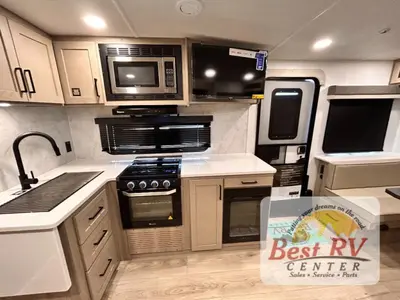 2026 Forest River RV Rockwood Ultra Lite photo 25