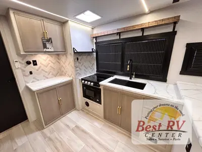 2026 Forest River RV Wildwood Heritage Glen Hyper-Lyte photo 29