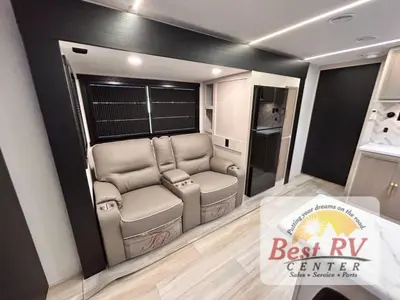 2026 Forest River RV Wildwood Heritage Glen Hyper-Lyte photo 15