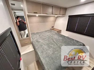 2026 Forest River RV Wildwood Heritage Glen Hyper-Lyte photo 49