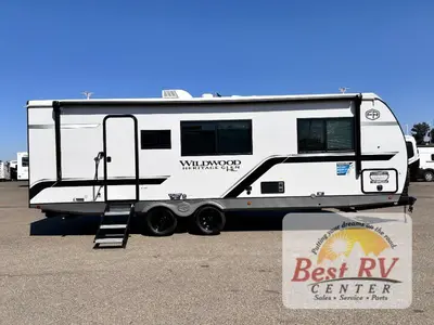2026 Forest River RV Wildwood Heritage Glen Hyper-Lyte photo 2