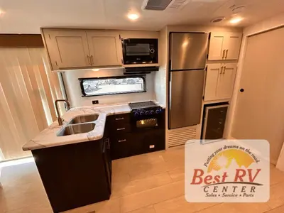 2026 CrossRoads RV Zinger photo 23