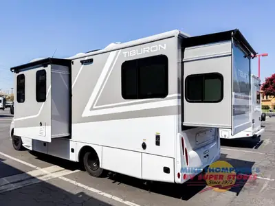 2026 Thor Motor Coach Tiburon Sprinter photo 4
