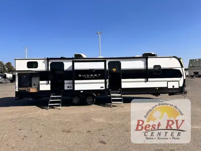 2026 CrossRoads RV Sunset Trail photo 2