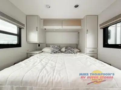 2026 Thor Motor Coach Vegas photo 25