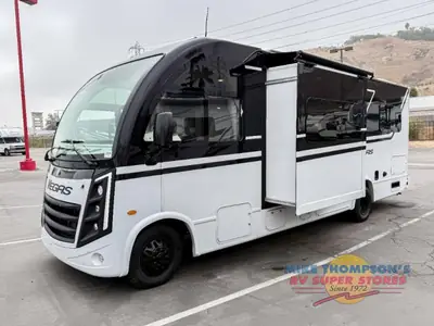 2026 Thor Motor Coach Vegas photo 3