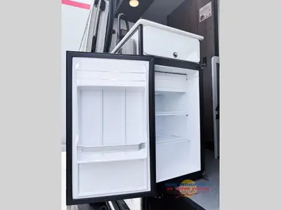 2026 Tiffin Motorhomes GH1 photo 9