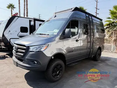 2026 Tiffin Motorhomes GH1 photo 3