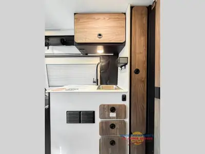 2026 Tiffin Motorhomes GH1 photo 16