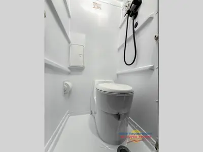 2026 Tiffin Motorhomes GH1 photo 24