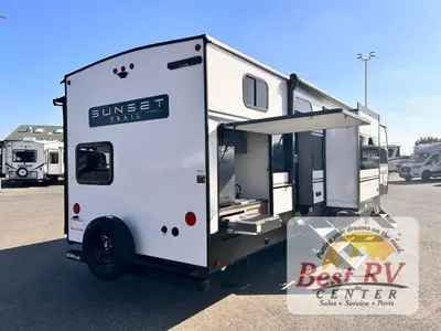 2026 CrossRoads RV Sunset Trail photo 4
