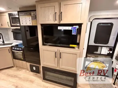 2026 Forest River RV Rockwood Ultra Lite photo 27
