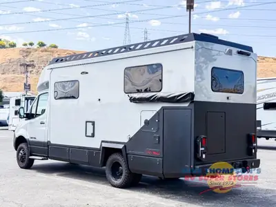 2026 Tiffin Motorhomes Open Trail photo 7