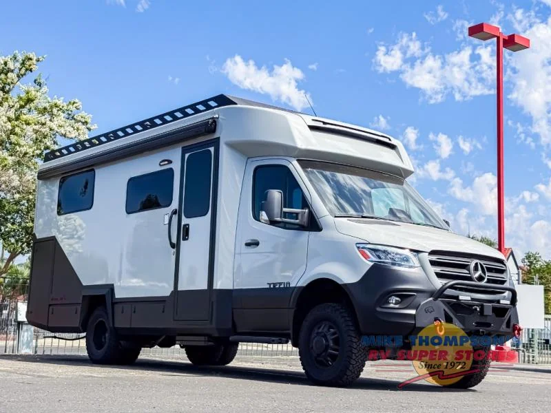 2026 Tiffin Motorhomes Open Trail exterior