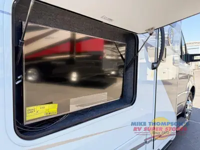 2026 Tiffin Motorhomes Wayfarer photo 5