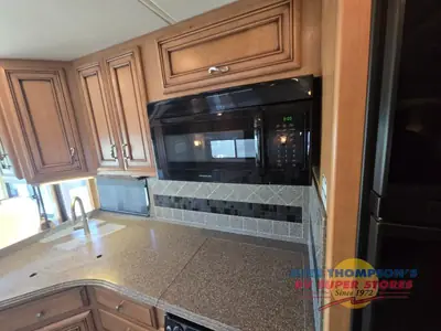 2013 Newmar Canyon Star photo 14