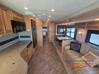 2013 Newmar Canyon Star photo 8