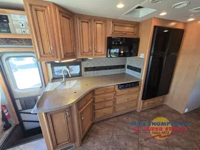 2013 Newmar Canyon Star photo 12