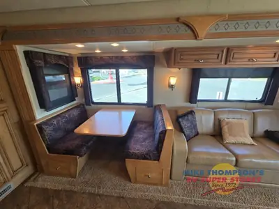 2013 Newmar Canyon Star photo 10