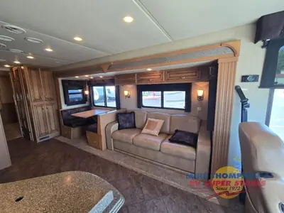 2013 Newmar Canyon Star photo 9