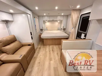 2026 Winnebago Thrive photo 44