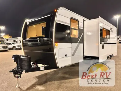 2026 Winnebago Thrive photo 7