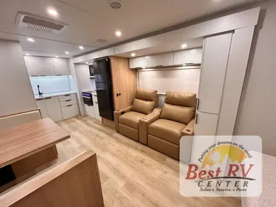 2026 Winnebago Thrive photo 10