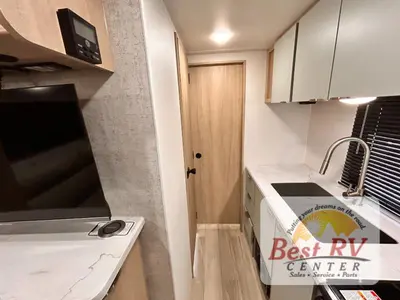 2025 Winnebago Micro Minnie photo 35