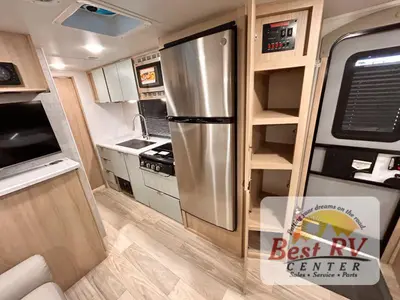 2025 Winnebago Micro Minnie photo 25