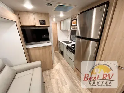 2025 Winnebago Micro Minnie photo 26