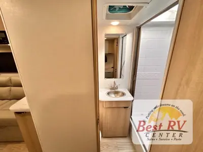 2025 Winnebago Micro Minnie photo 45