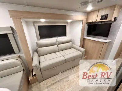 2025 Winnebago Micro Minnie photo 11