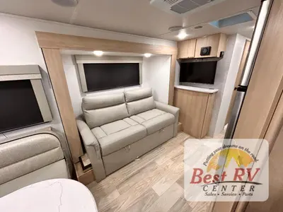 2025 Winnebago Micro Minnie photo 9