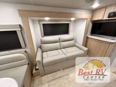 2025 Winnebago Micro Minnie photo 15